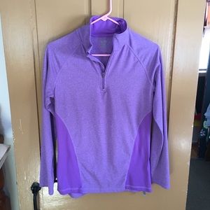 Women’s 1/2 Zip Champion Pullover.